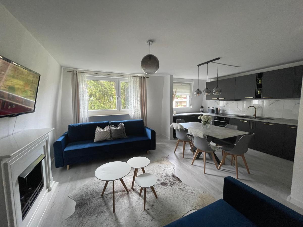 Luxus Apartment Am Fremersberg - Zentral - Mit Sauna & Badewanne บาเดน-บาเดน ภายนอก รูปภาพ