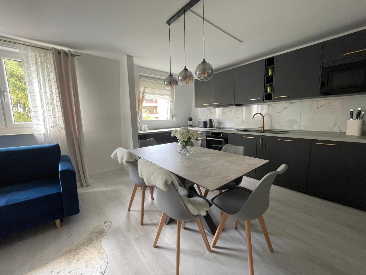 Luxus Apartment Am Fremersberg - Zentral - Mit Sauna & Badewanne บาเดน-บาเดน ภายนอก รูปภาพ